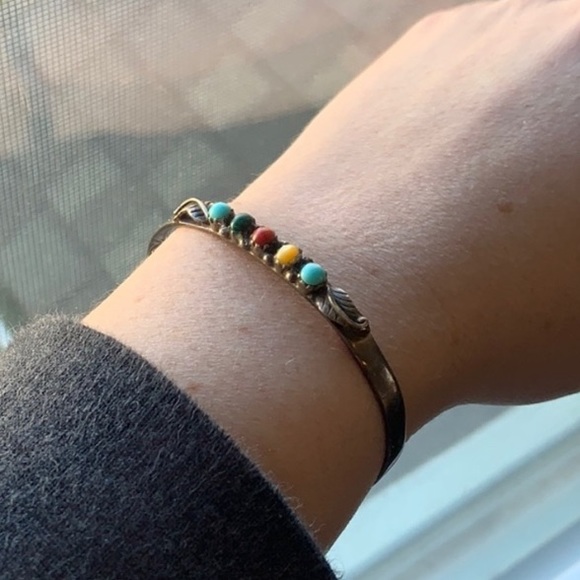Vintage Jewelry - Sterling Turquoise Vintage Cuff
